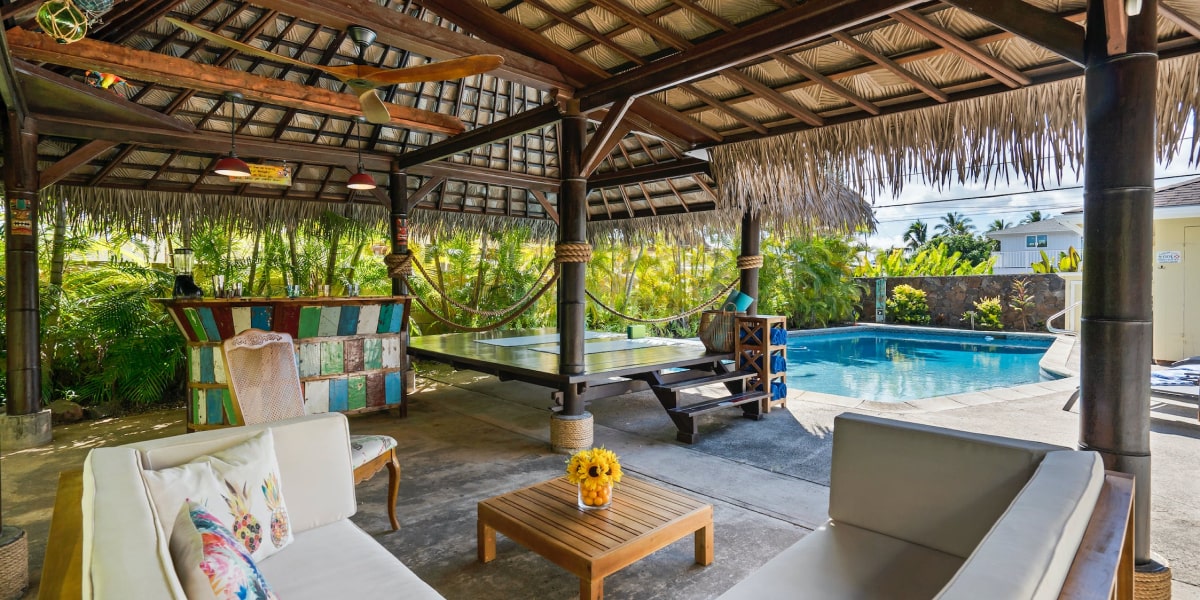 Villa allows groups of people to their personal space